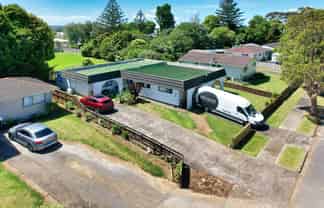 25 Dewhurst Place, Mangere