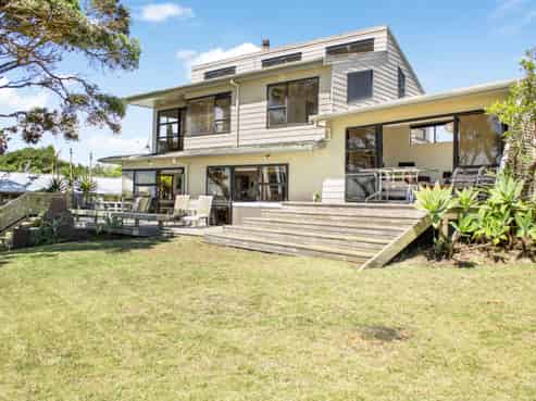 12 Kotare Street, Ahipara
