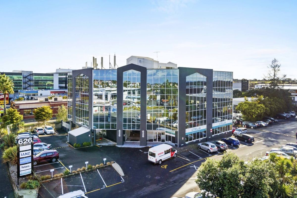 Full floor - modern office in Ellerslie