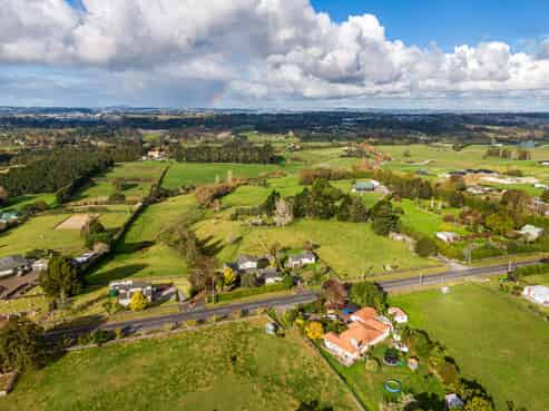 389 Taupaki Road, Kumeu