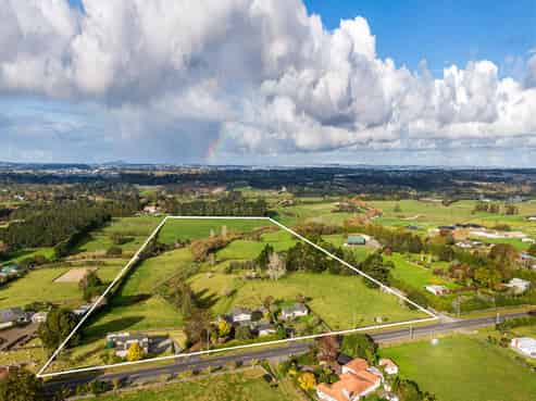389 Taupaki Road, Kumeu