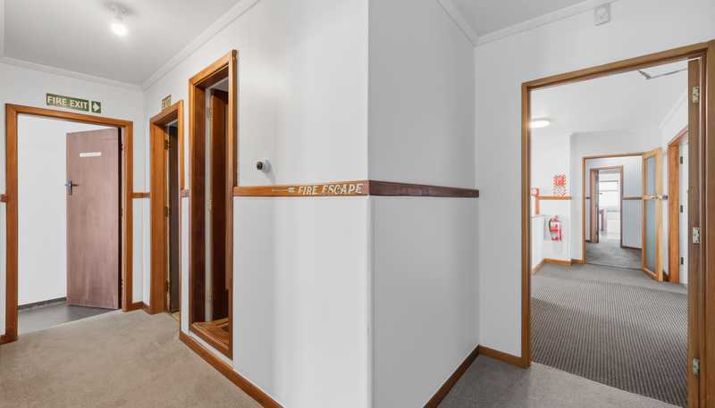 1 Clapps Street, Nightcaps