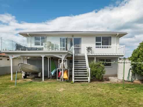 22 Tatai Road, Waihi Beach