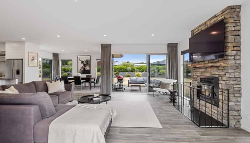 16/500 Kinloch Road, Kinloch