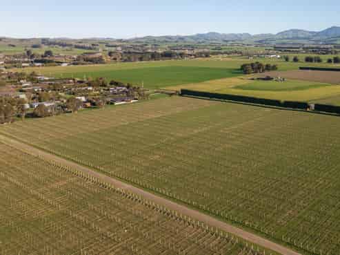 68 Weld Street, Martinborough
