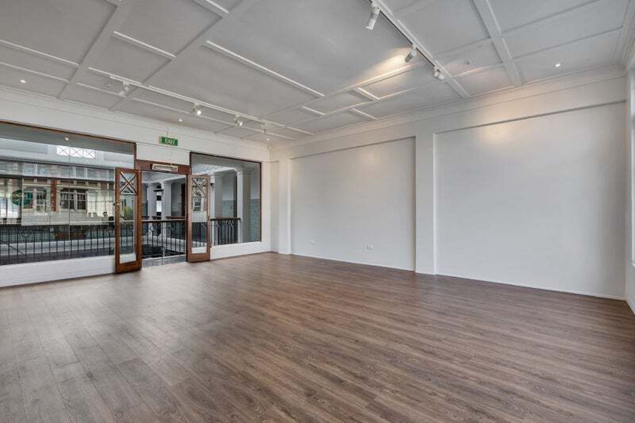 Charming Refurbished Office/Studio | 62 m² | K Road - Vista 5