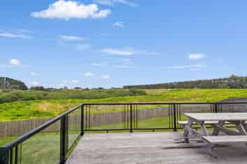 24 Rawinia Place, Te Kaha