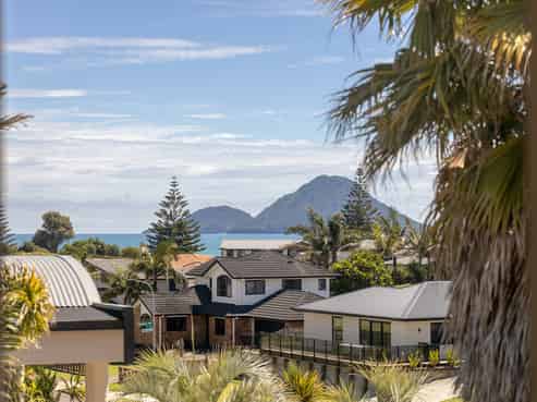 19 Ocean View Road, Coastlands