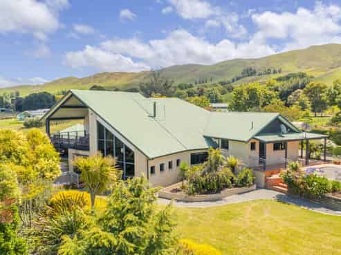 526 River Road, Otane