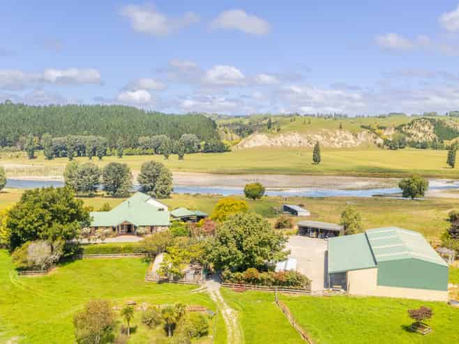 526 River Road, Otane