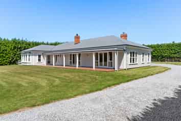 759 Springbank Road, Cust