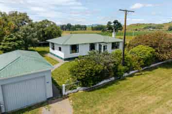 72 Oparatai Road, Pahiatua