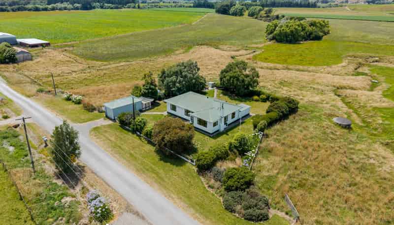 72 Oparatai Road, Pahiatua