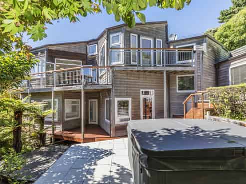 7 Fettes Crescent, Seatoun