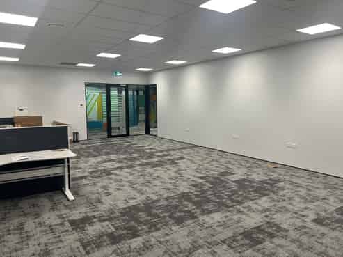 Premiere Fitout With Ample Carparking