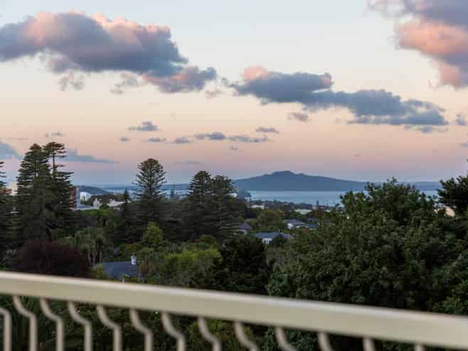 2C/75 Owens Road, Epsom