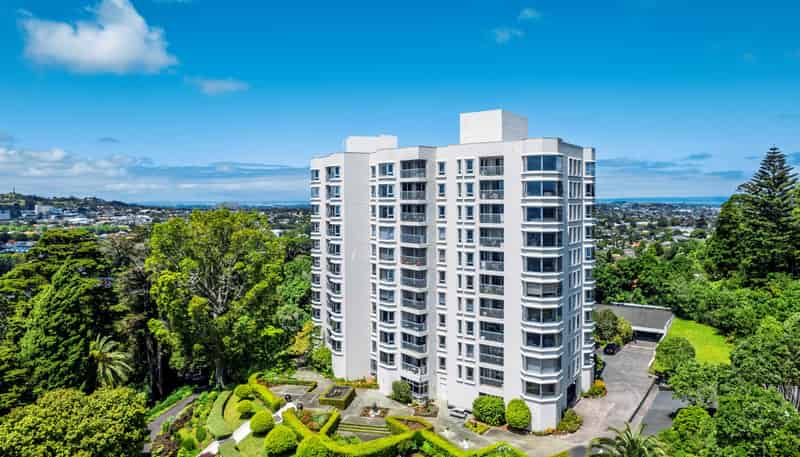 2C/75  Owens Road, Epsom