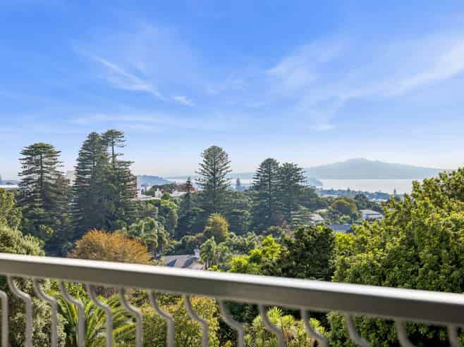 2C/75 Owens Road, Epsom