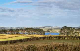 265 Glenbrook Beach Road, Glenbrook