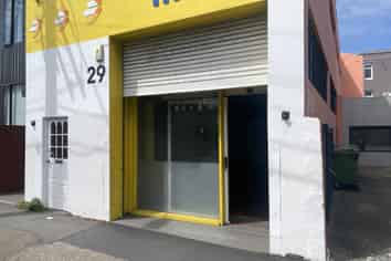 Be seen at the Basin Reserve