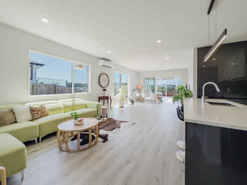 6 Tendril Court, Orewa
