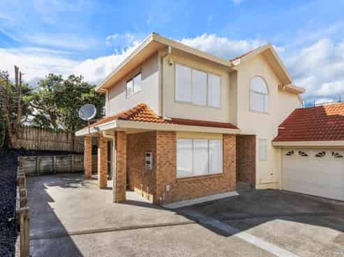 15B Clinker Street, Three Kings