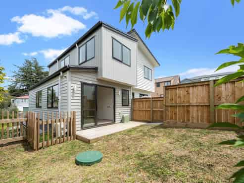 16F Sheridan Drive, New Lynn