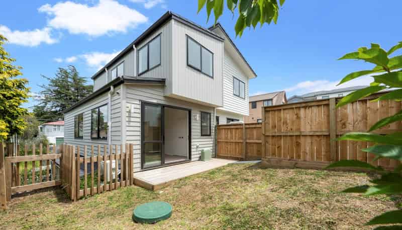 16F Sheridan Drive, New Lynn