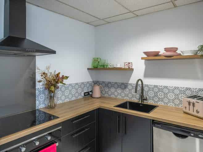 2/110 Alexandra Street, Hamilton Central