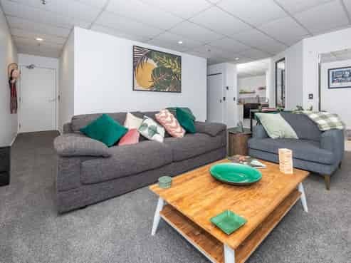 2/110 Alexandra Street, Hamilton Central