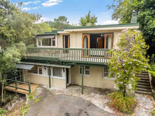 43A Wyndham Road, Pinehaven