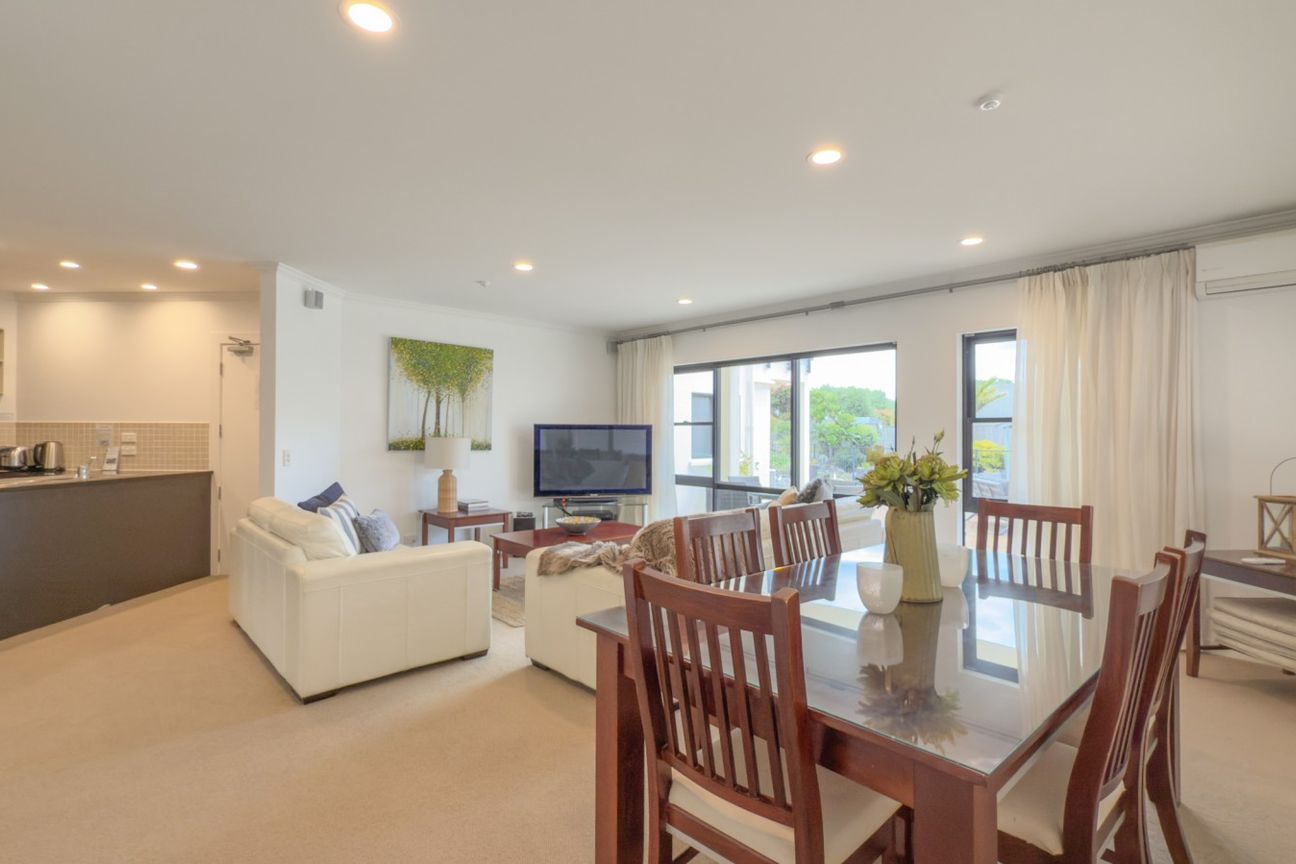 Owned since new – Your slice of coastal paradise – pohled 5