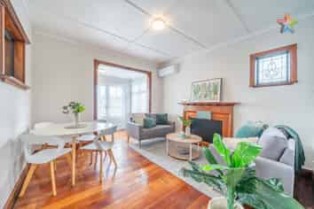 32 Exchange Street, Ebdentown