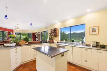28203 Todds Bush Road, Todds Valley