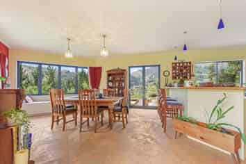 28203 Todds Bush Road, Todds Valley