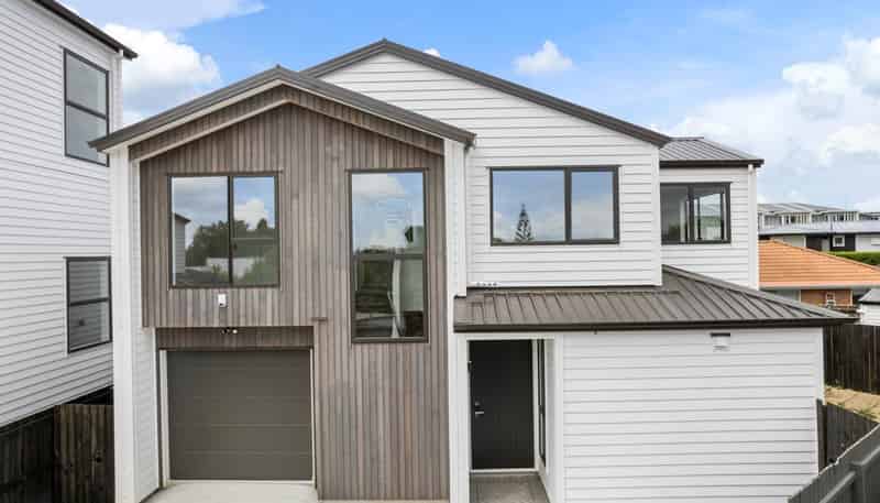 7C Edgewater Grove, Orewa
