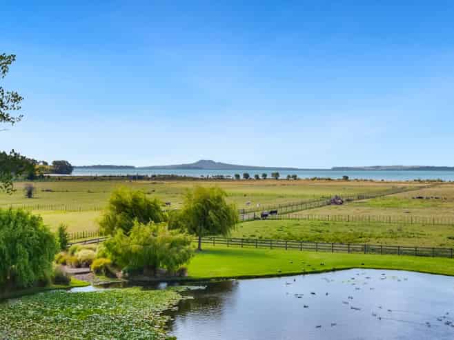 42 Porterfield Road, Whitford