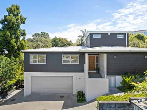 3/304 Beach Road, Campbells Bay