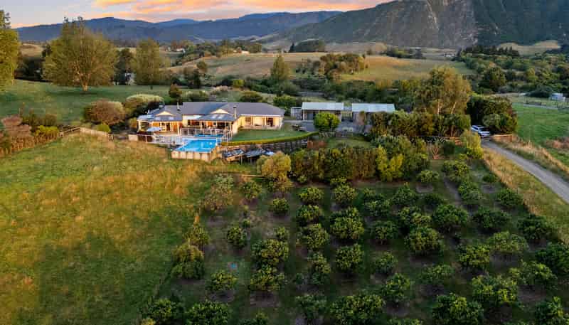 81A Forest Lakes Road, Otaki