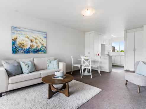 2/174 Birkdale Road, Birkdale