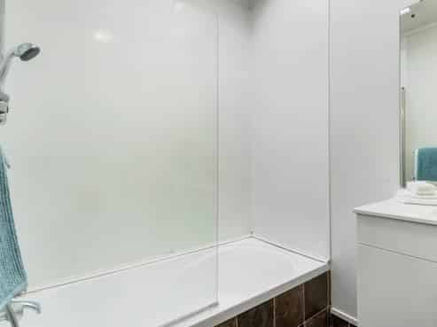 2/174 Birkdale Road, Birkdale