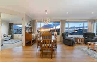 36 Pine Harbour Parade, Beachlands