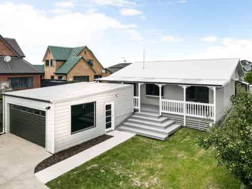 75A Brymer Road, Grandview Heights
