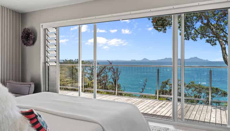 1123 Cove Road, Langs Beach