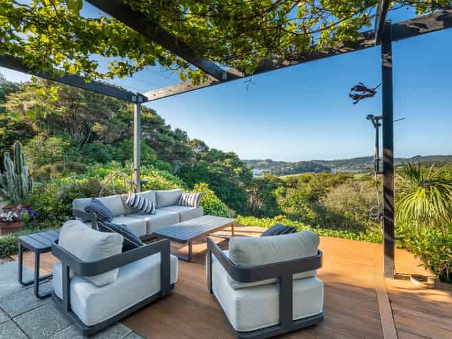 1 Rothschild Terrace, Waiheke Island