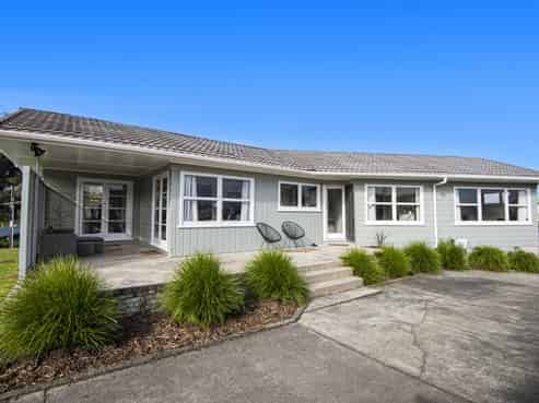 51 Memorial Drive, Parahaki