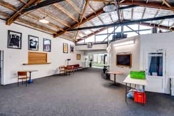 Split Risk Industrial Investment