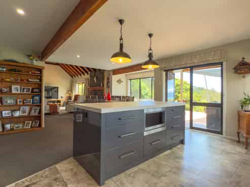 1296 Manaia Road, Coromandel