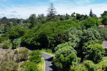 2/41 Clendon Esplanade, Rawene