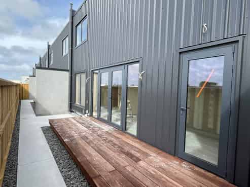 Warehouse With Sunny Office